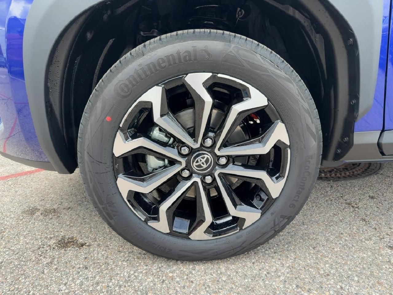 Fahrzeugabbildung Toyota Yaris Cross 1,5  Teamplayer *1,99% bis 30.6*
