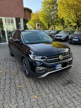 Volkswagen T-Cross 1.0 TSI DSG Teilleder Beats Keyless LED - Volkswagen T-Cross mit Benzin-Antrieb: Head-Up Display