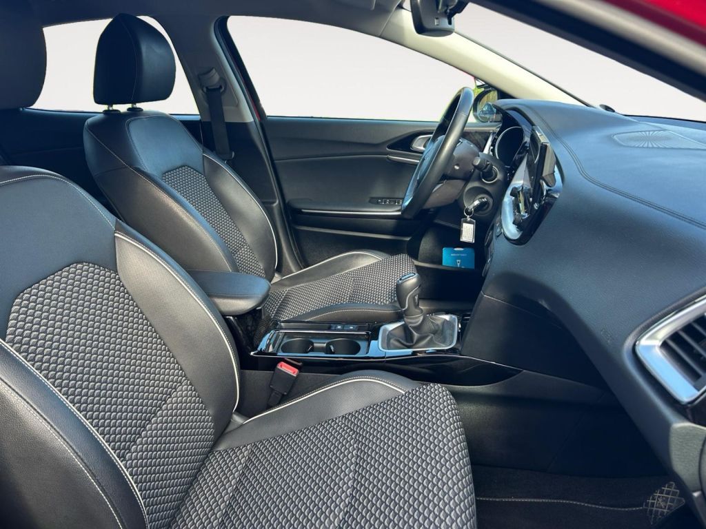 Fahrzeugabbildung Kia XCeed 1.5 T-GDI OPF SPIRIT