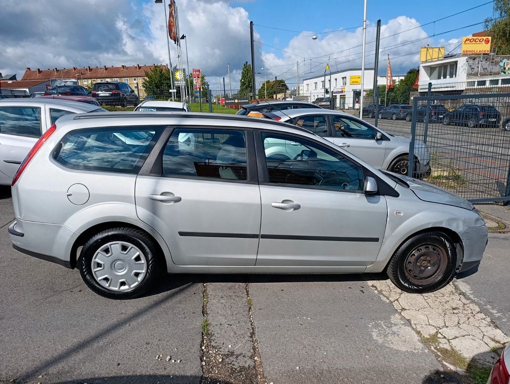 Ford Focus Turnier Fun X*KLIMA*SITZ-H*TÜV*WINTERPAKET