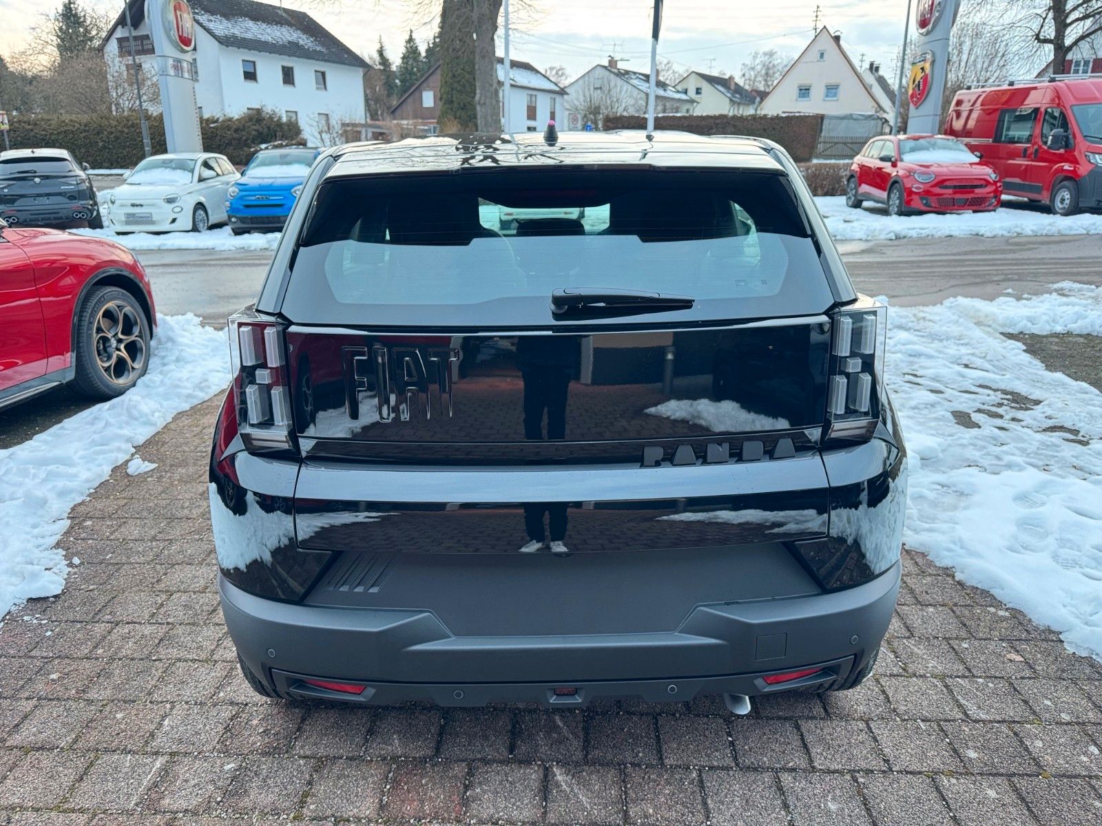 Fahrzeugabbildung Fiat Grande Panda 1.2 110PS Business Edition Navi