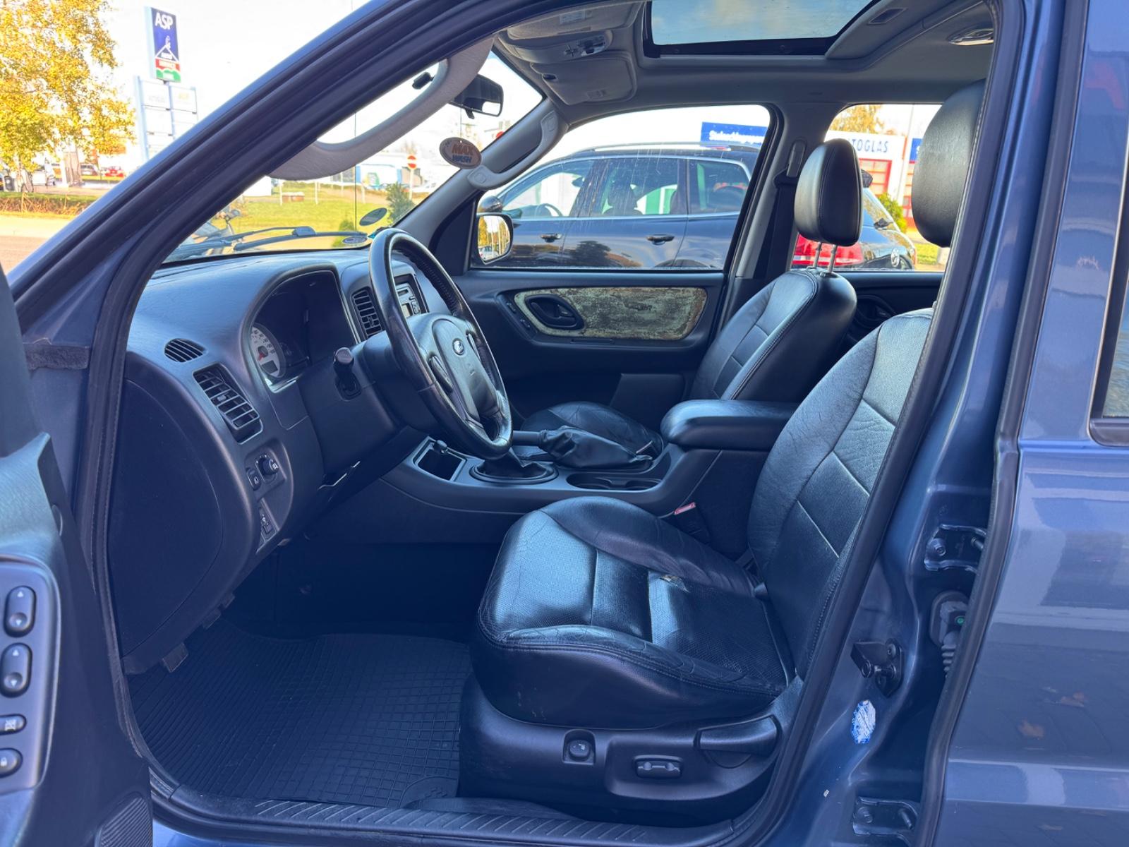 Ford Maverick 2005 — photo 11