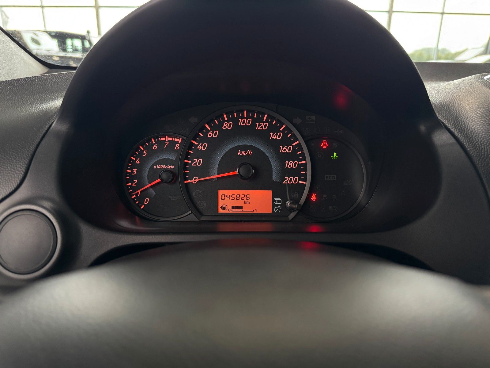 Fahrzeugabbildung Mitsubishi Space Star 1.2 Select "Ganzjahresreifen ZV DAB"