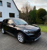 BMW X1 sDrive18i AHK/LED/Facelift/M-Lenkr.... - gebrauchte BMW X1 mit Facelift