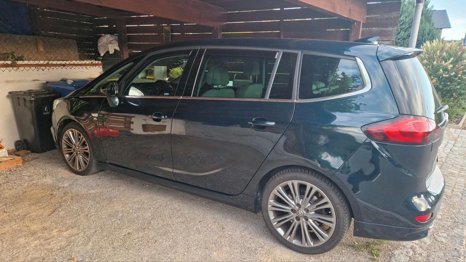 Opel Zafira