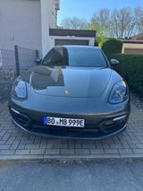 Porsche Panamera 4 E-Hybrid Platinum Edition Platinu...