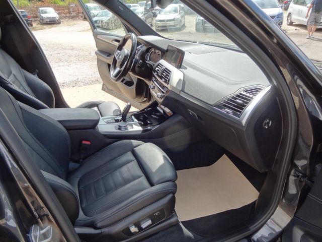 Fahrzeugabbildung BMW X3 M40i/2.Hd/AHK/Navi/Leder/Kam/21-Zoll