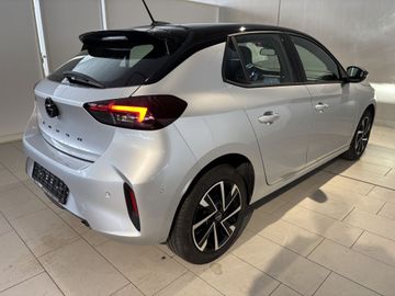 Fotografie 9 des Opel Corsa 1.2 Direct Injection Turbo GS