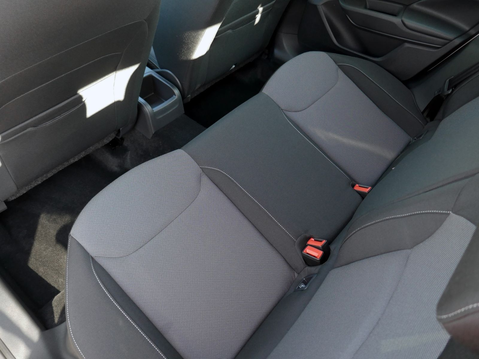 Fahrzeugabbildung SKODA Fabia  Selection 1.0 MPI | LED PDC GRA App