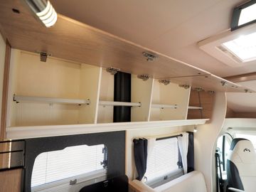 Bild 25 Mooveo TEI 70 EB 140 L-Sitzgruppe Pioneer 9"