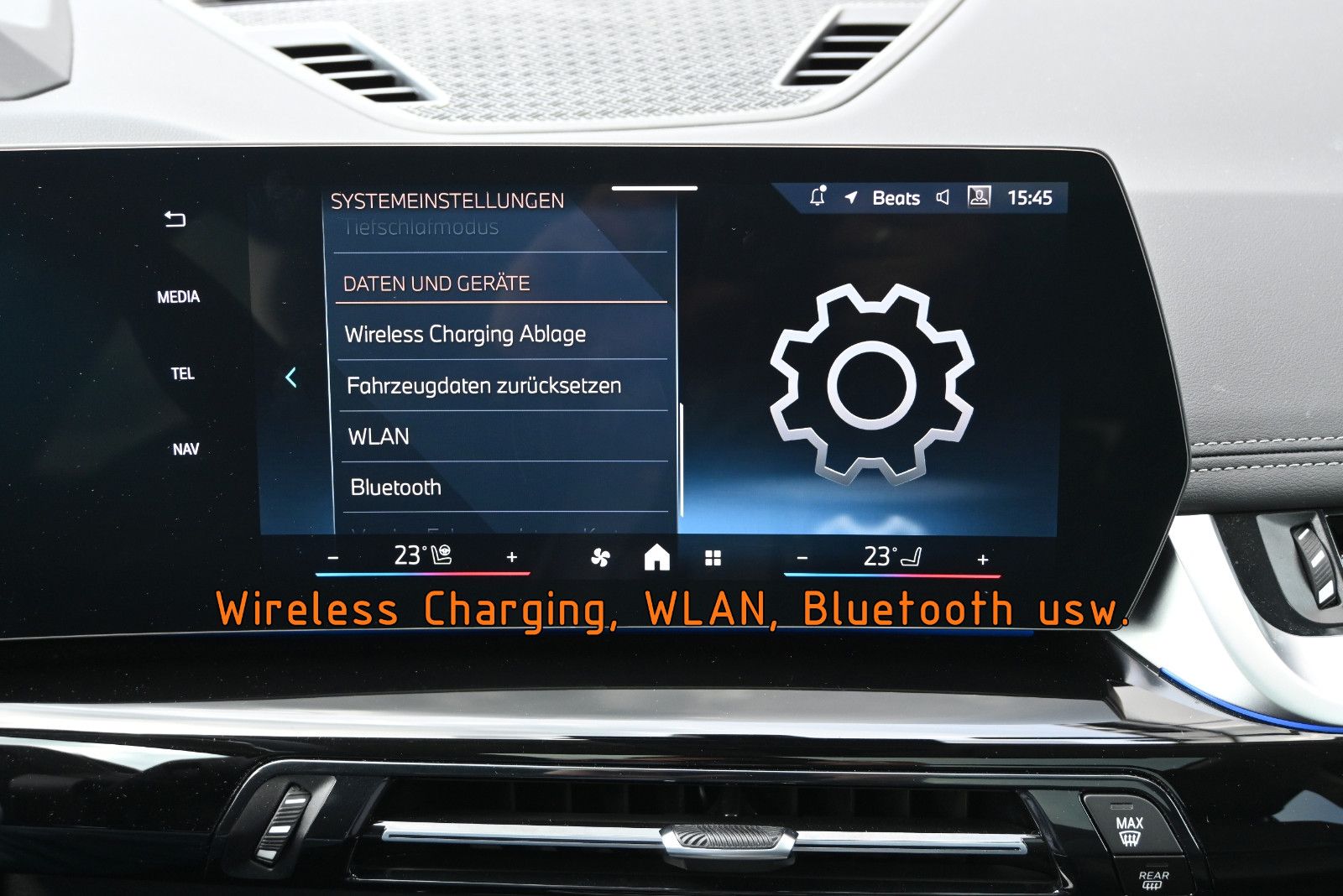 Fahrzeugabbildung BMW X1 xDr.23d xLine °ACC°AHK°HUD°H/K°MEMO°PANO°360°
