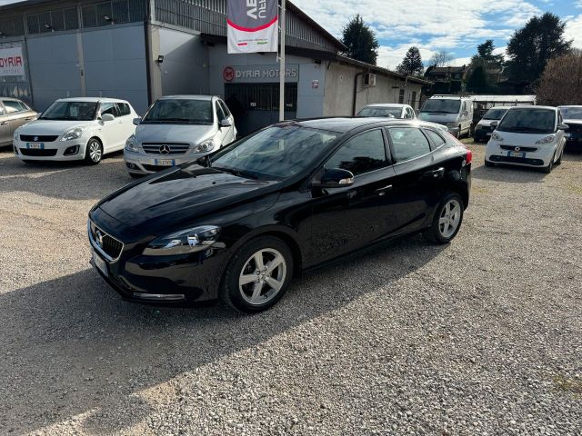 Volvo V40 D2 Business Plus OK NEOPATENTATI