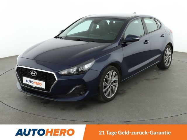 Hyundai i30 1.4 TGDI Trend Aut.*NAVI*TEMPO*CAM*SHZ*