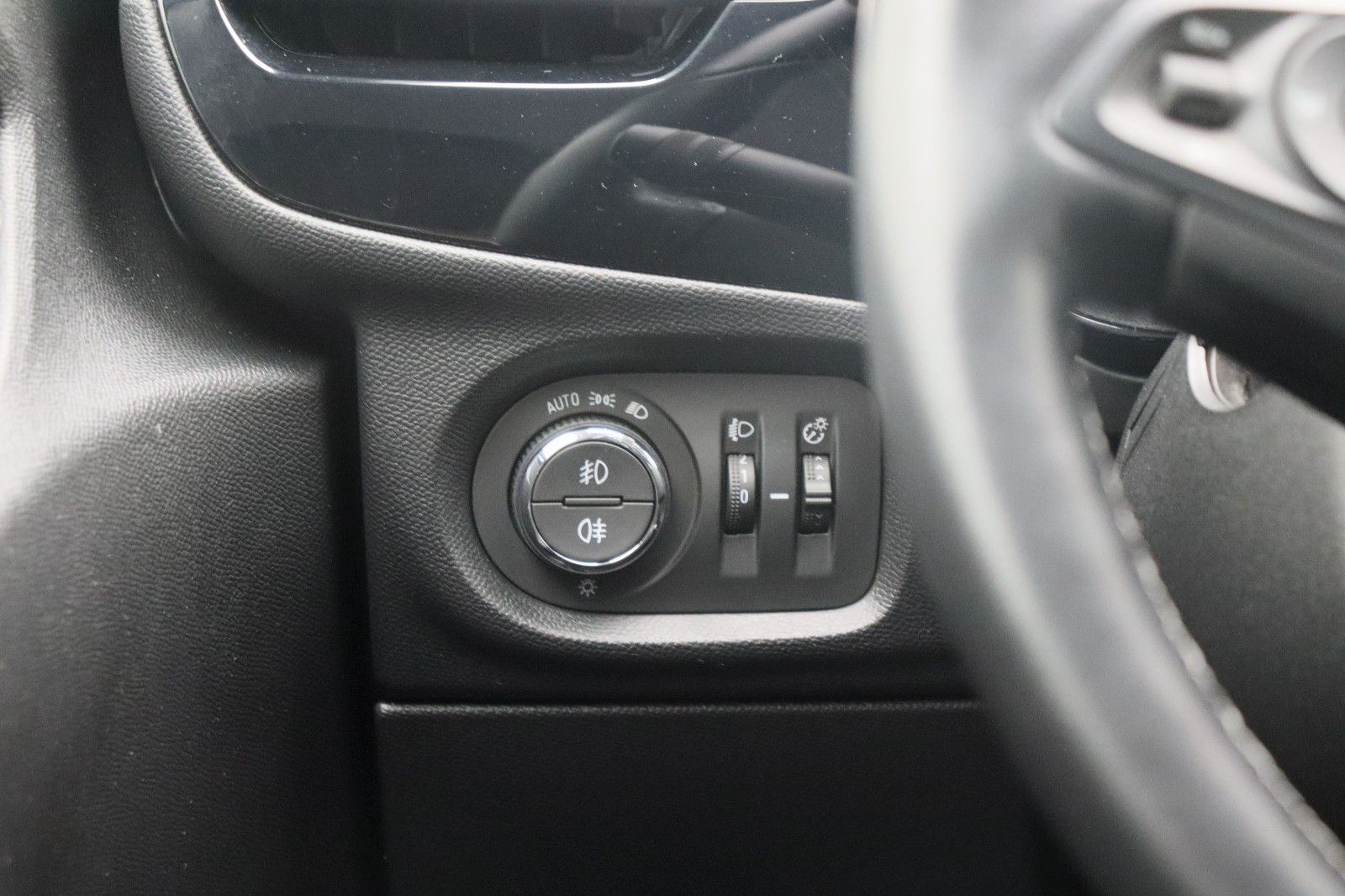 Fahrzeugabbildung Opel Corsa F e First Edition 11kW