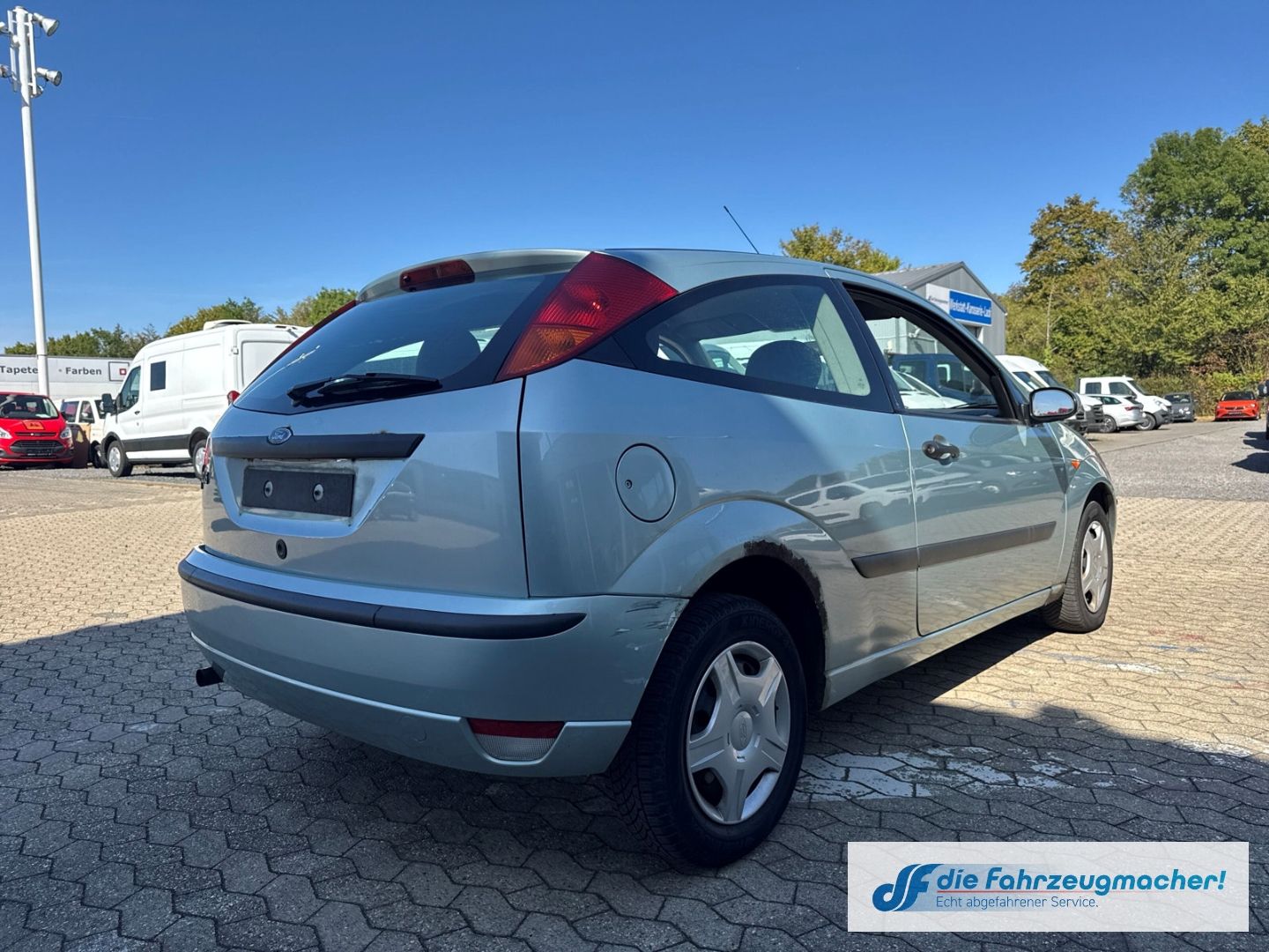 Fahrzeugabbildung Ford Focus Finesse Klima Beheizb. Frontsch. *EXPORT