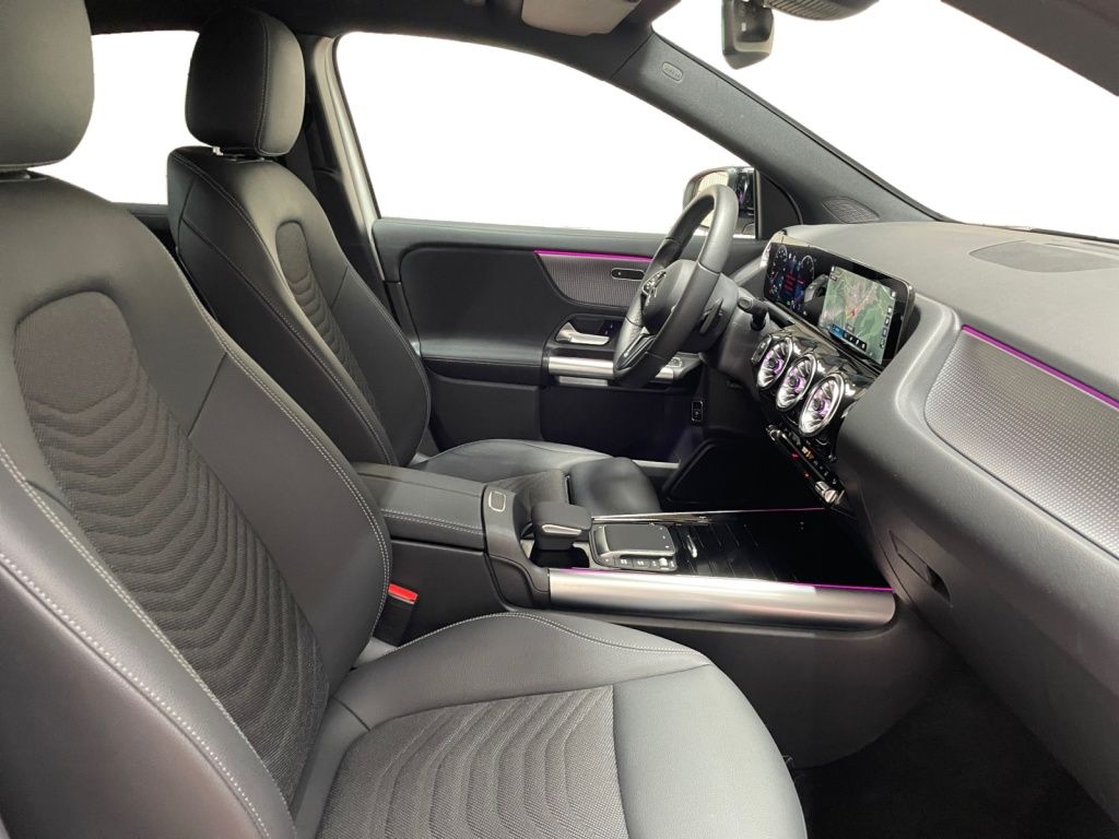 Mercedes-Benz EQA 300 4matic Progressive AMG MBUX Progressive foto 9