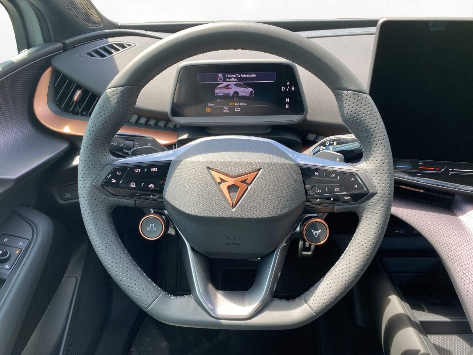Cupra Tavascan - Bild 10