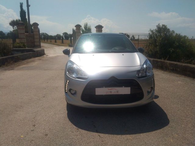 DS Automobiles CITROEN DS 3 1.4 VTi 95 CMP-5 Just Black