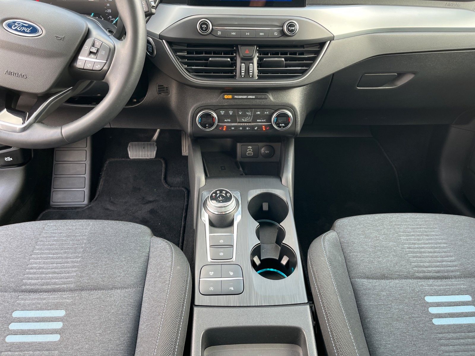 Fahrzeugabbildung Ford Focus Turnier Active Style