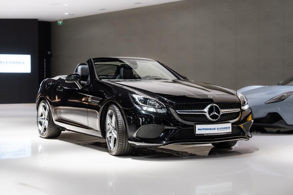 Mercedes-Benz SLC 300