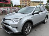 Toyota RAV 4 2,5 HYBRID EXECUTIVE 4x4 *LEDER*AHK*LED* - Toyota RAV 4: Executive