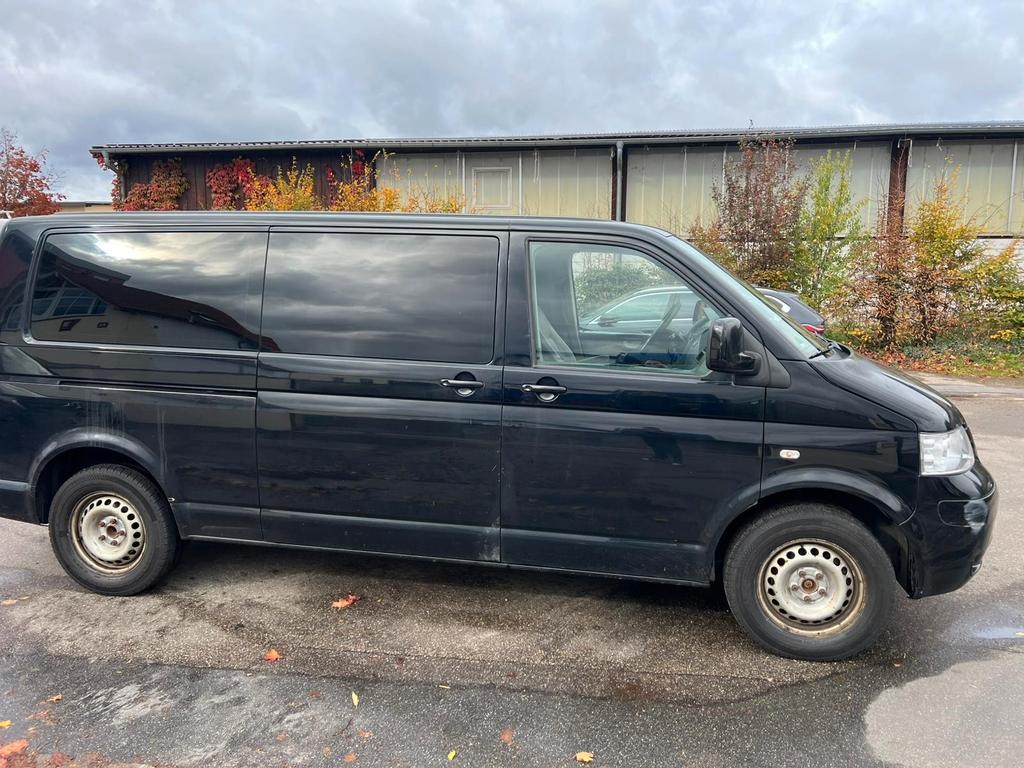 Volkswagen T5 Caravelle
