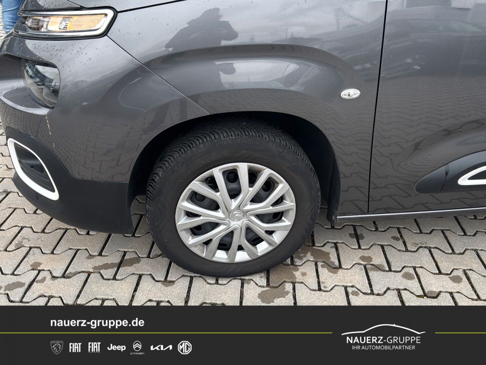 Fahrzeugabbildung Citroën Berlingo Live M