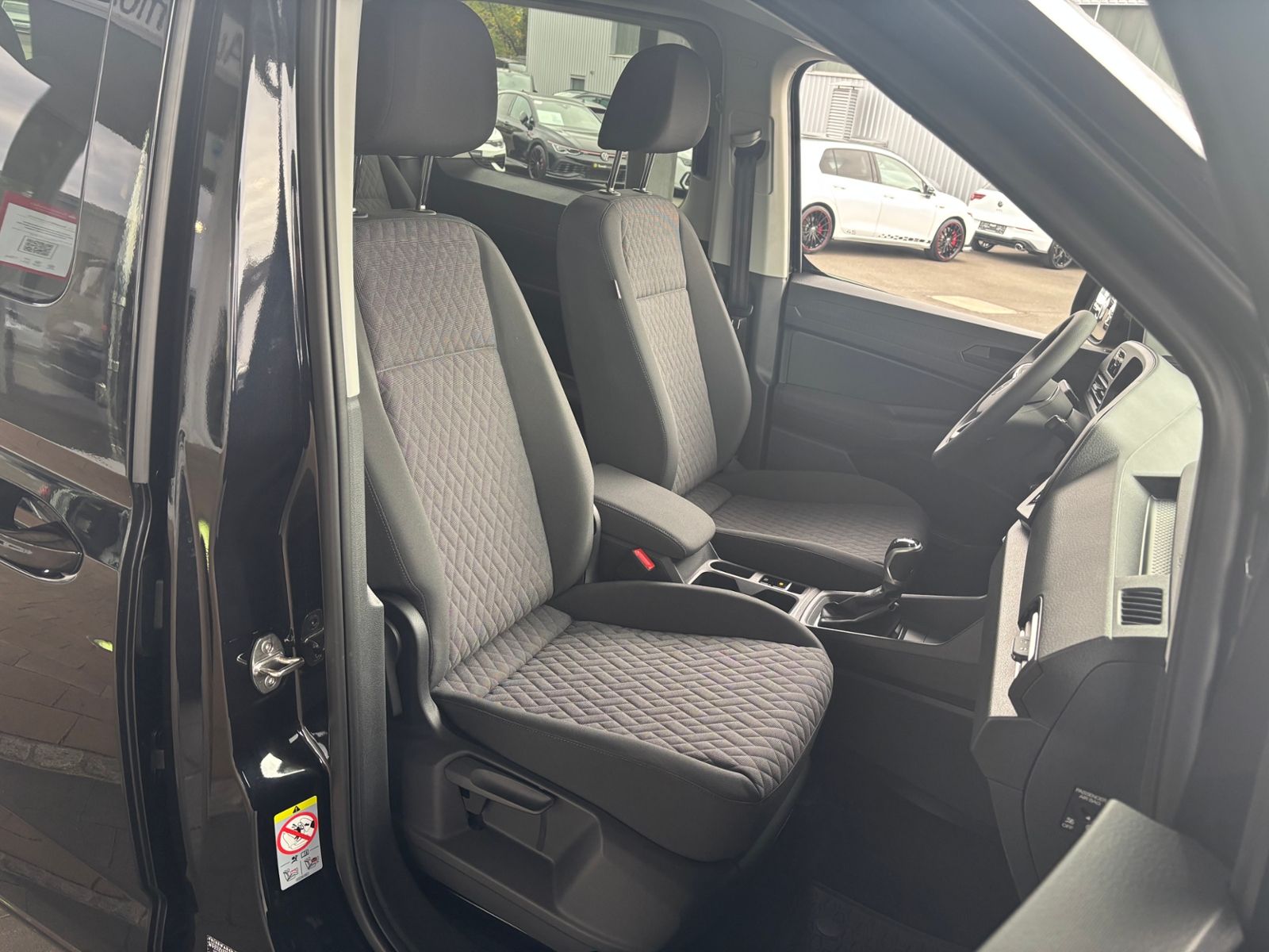 Volkswagen Caddy Maxi - Bild 12