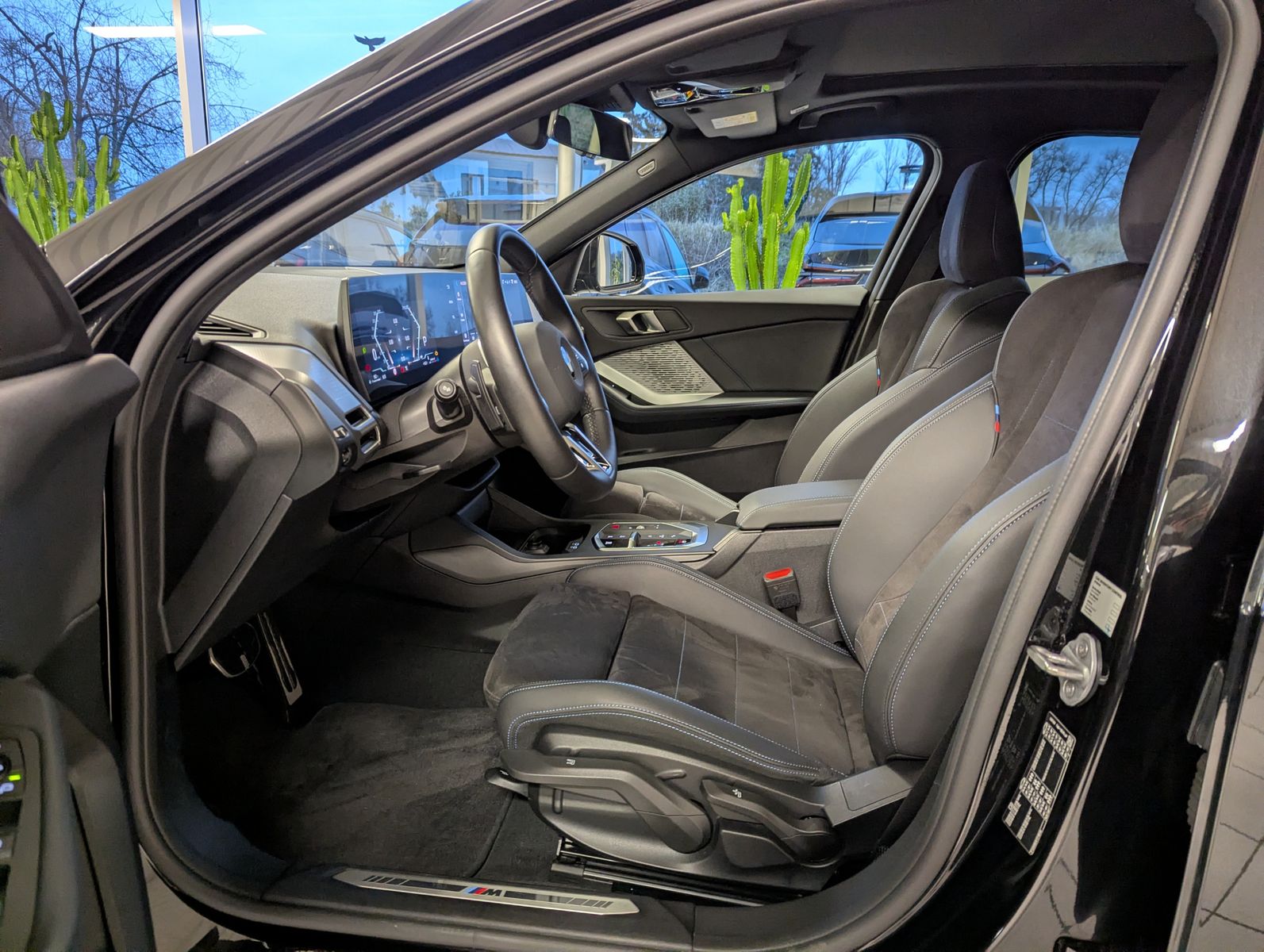 BMW 118 d M-Sport Leder Shadow LED Pano Kamera 18" - Image 12