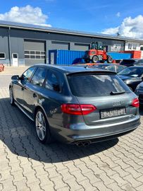 Audi A4 - 4