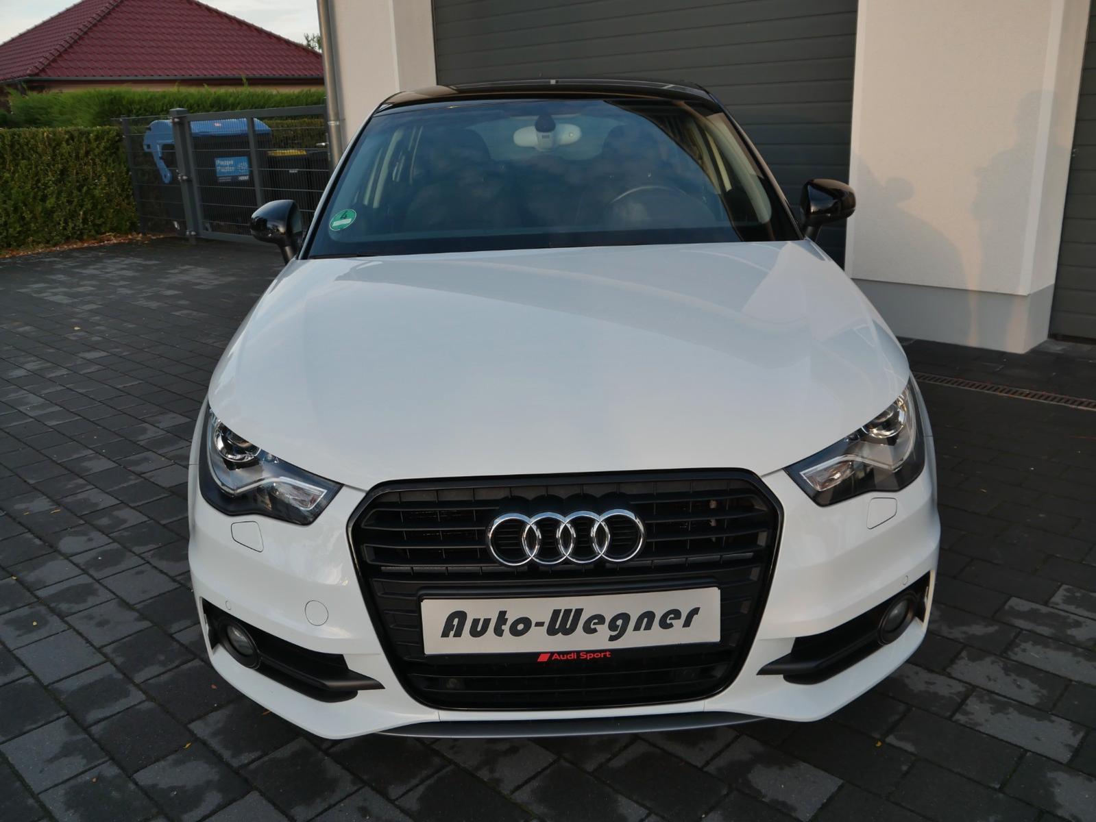 Audi A1 Sportback 1.4 TFSI S-tronic S-Line Xenon Navi
