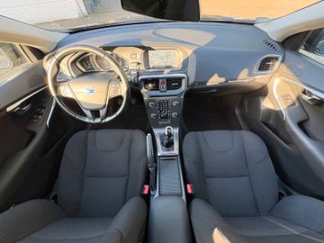 Volvo V40 - 8
