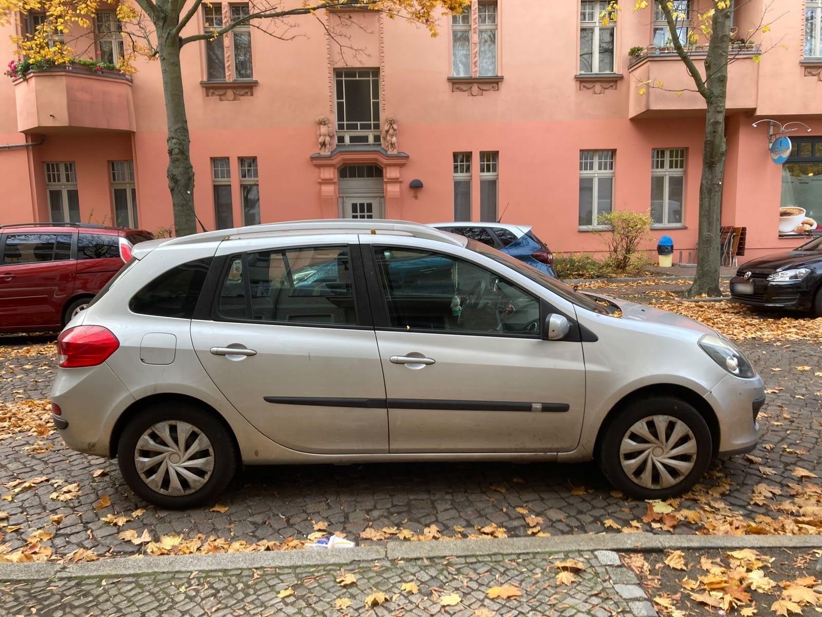 Renault Clio 2008 — rear view