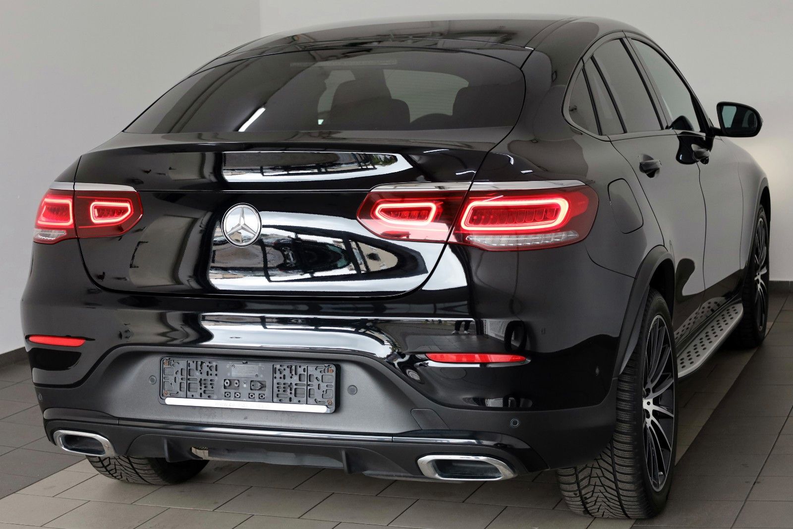 Fahrzeugabbildung Mercedes-Benz GLC 400d Coupe 4M,AMG line,Night-Pak,360°,SD,AHK