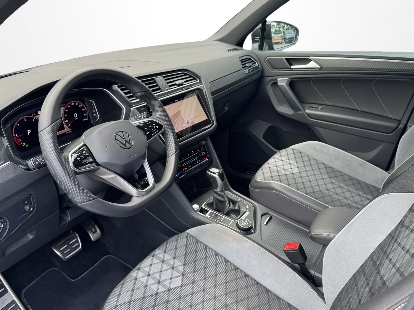 Tiguan 2.0 TDI 4MOTION R-LINE *AHK*MATRIX*