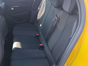 Peugeot 208 GT 1.2 PureTech 100 Kam.+LED+Navi+Alcant.