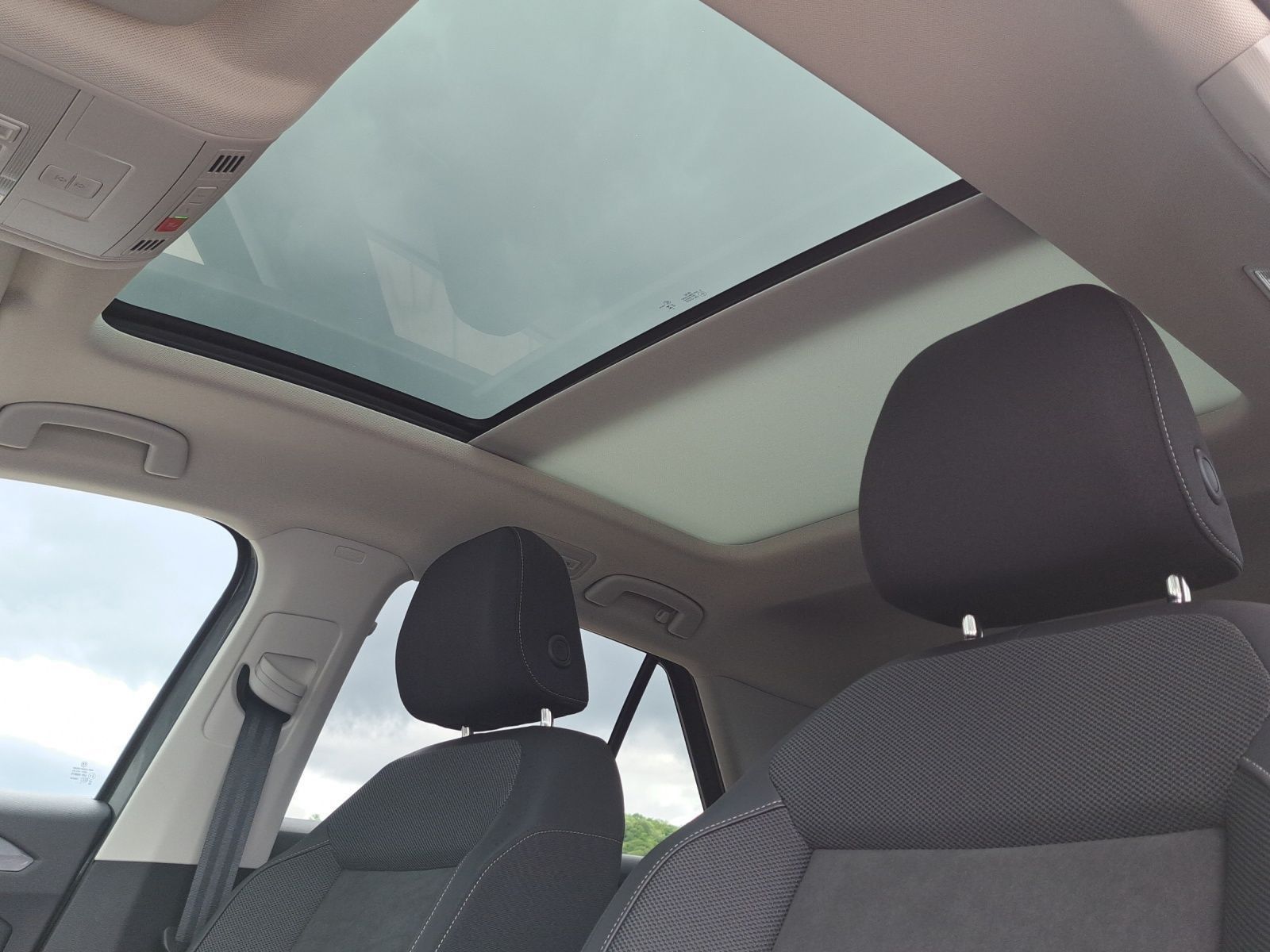 Volkswagen T-Roc - Bild 22
