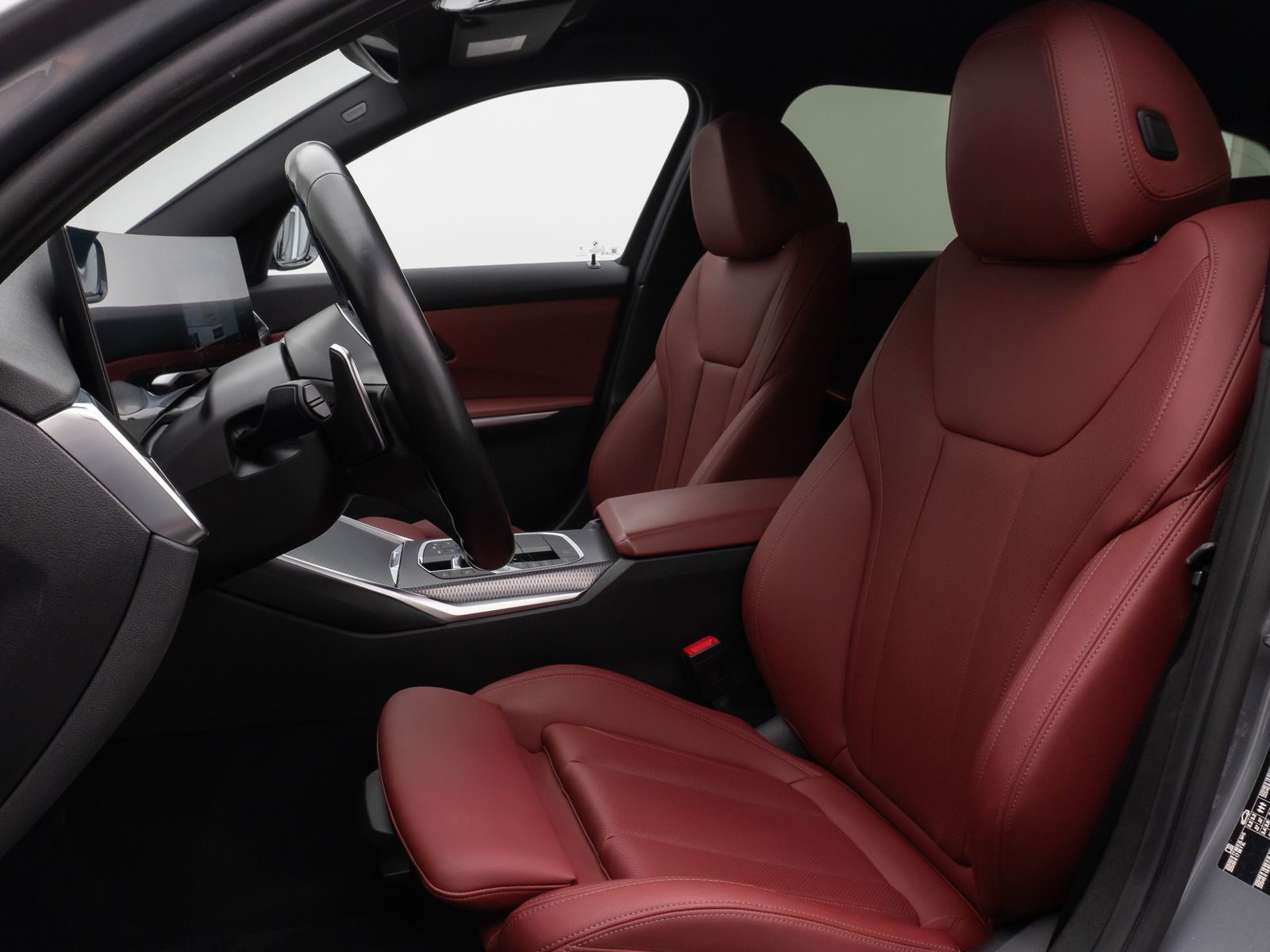 Fahrzeugabbildung BMW 320d M Sport Kamera HUD DAB HiFi DrivAssist 18"