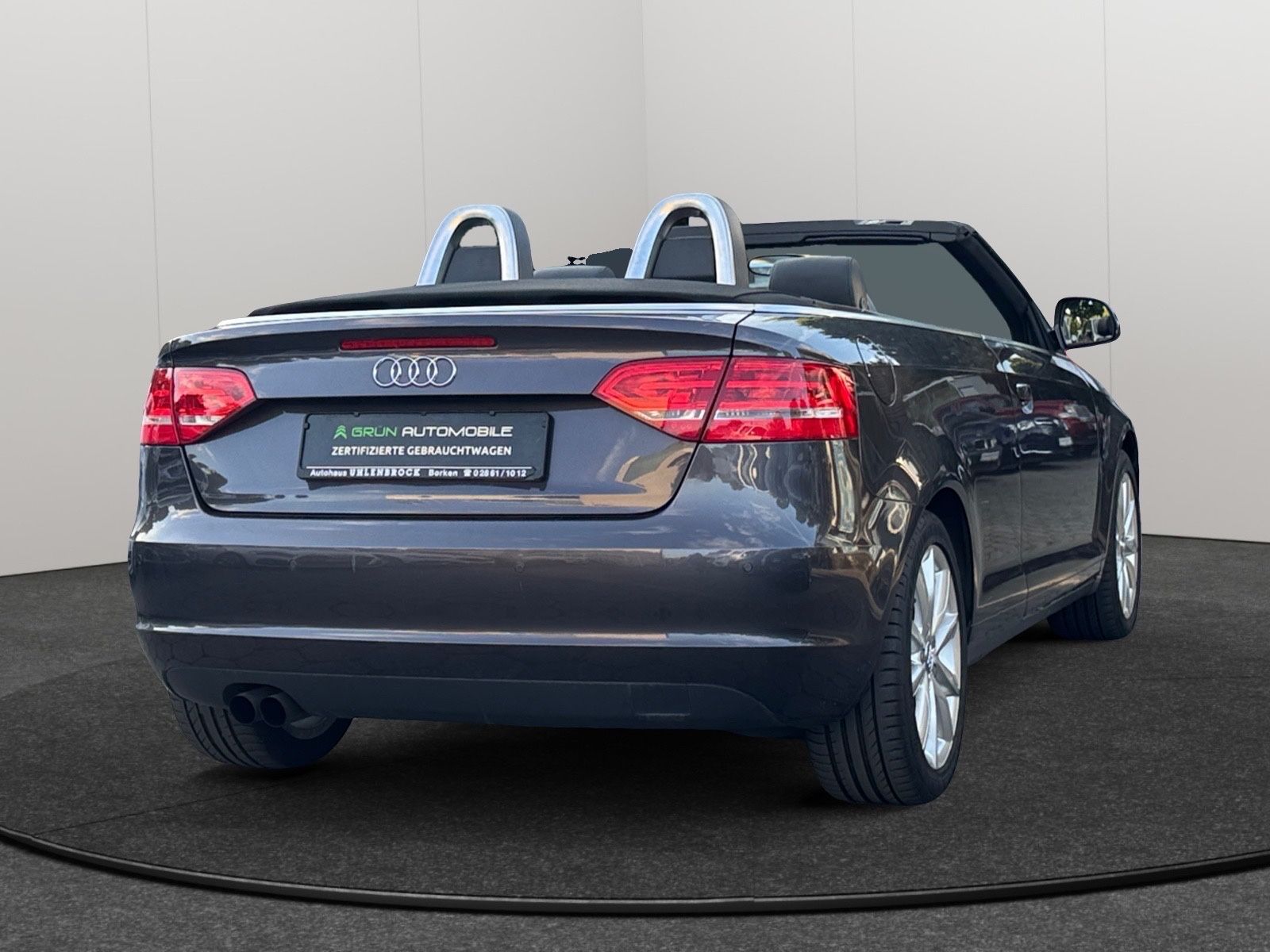 Fahrzeugabbildung Audi A3 Cabriolet Attraction*Alcantara*8Fach*PDC*SZH