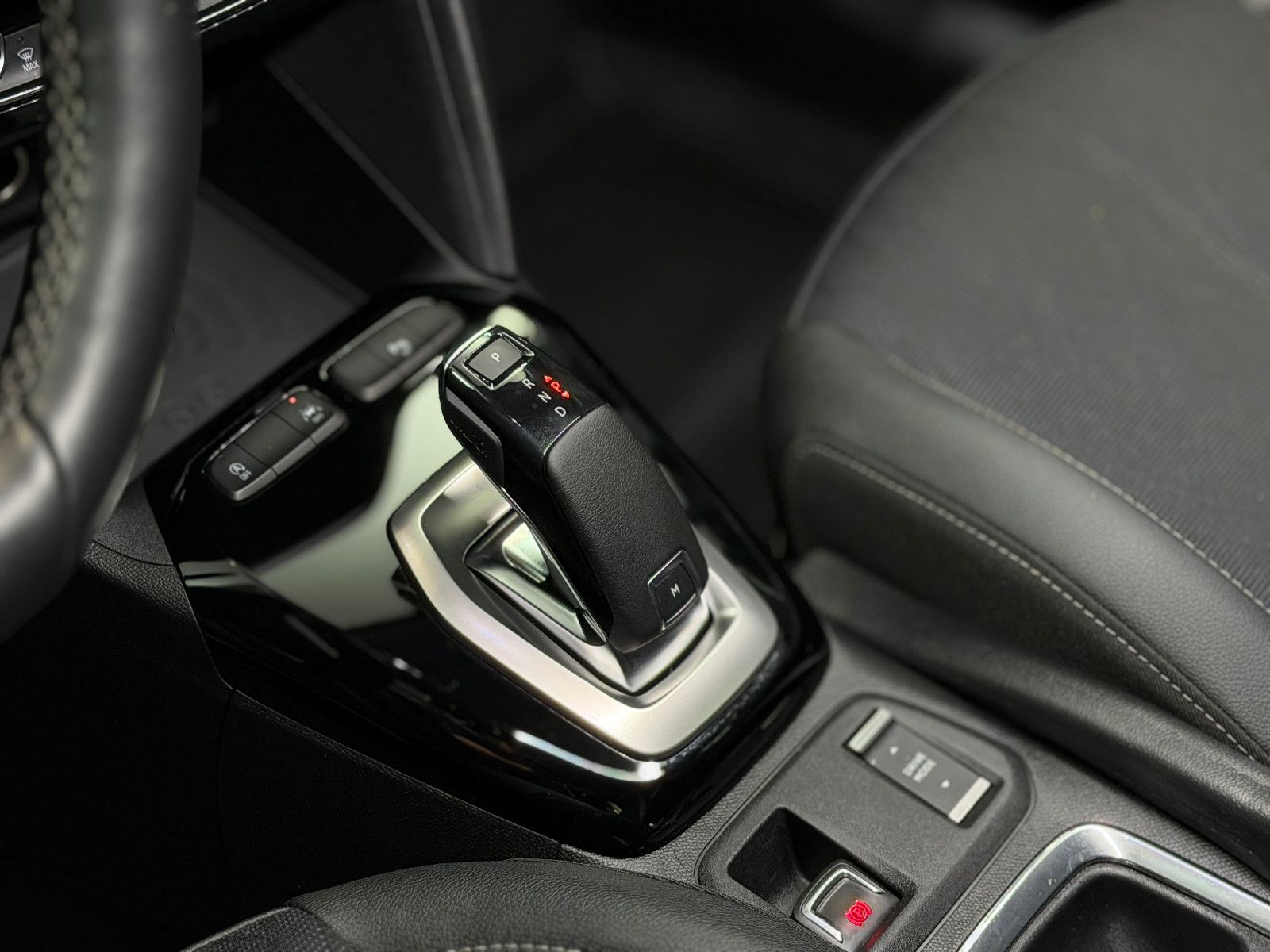 Fahrzeugabbildung Opel Corsa F Elegance|AUTOMATIK|NAVI|KAMERA|AC|PDC