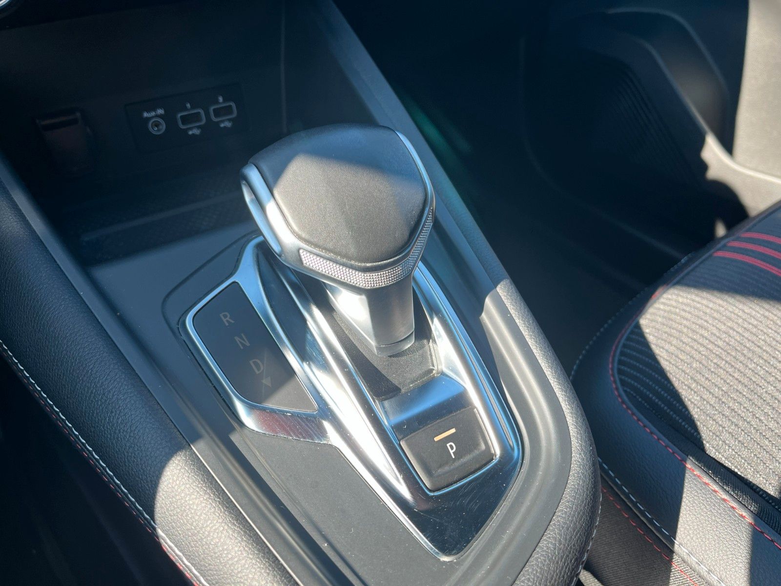 Fahrzeugabbildung Renault Captur II R.S. Line "AUTOMATIK"