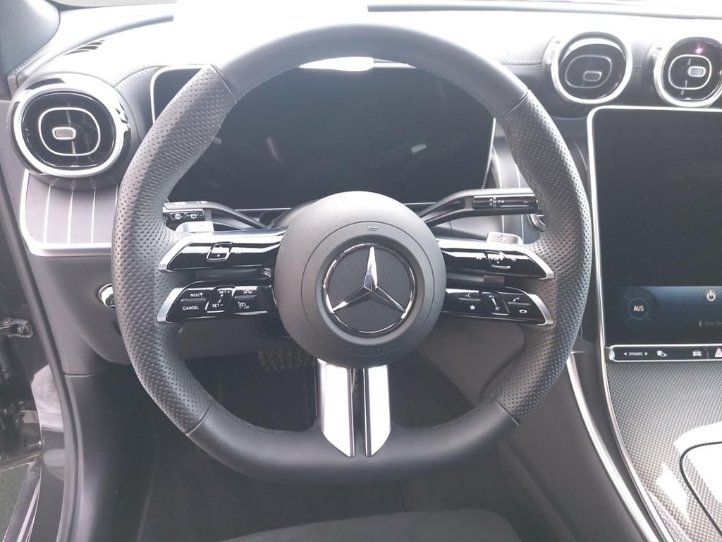 Fahrzeugabbildung Mercedes-Benz GLC 200 4M AMG*NIGHT*DIGITAL*RFK*DAB*TOTWINKEL*