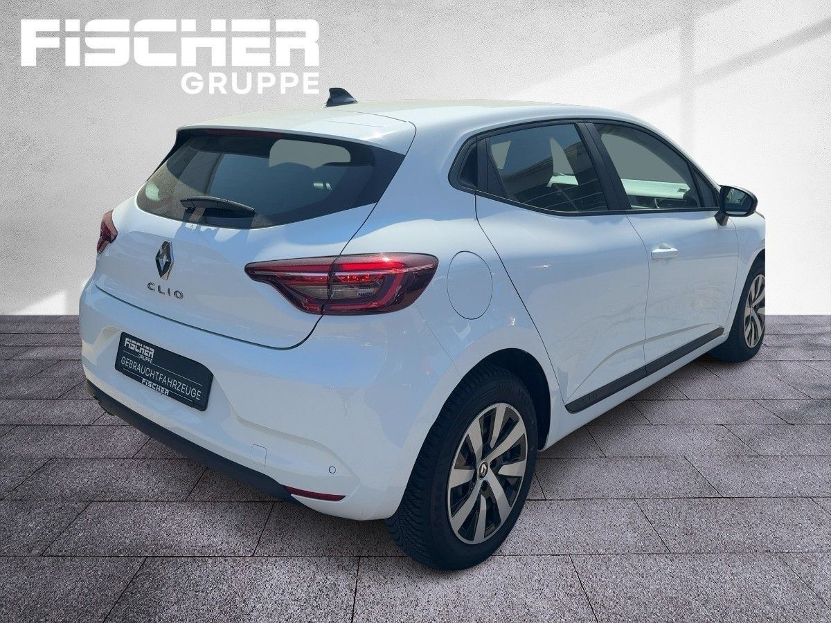 Fahrzeugabbildung Renault Clio EQUILIBRE SCe 65 EPH