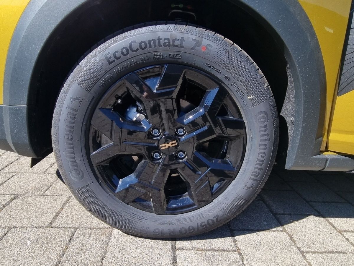 Fahrzeugabbildung Dacia Sandero Stepway Extreme TCe 110