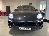 Porsche Cayenne S Diesel Platinum,LED,20-ZOLL,Pano,AHK,V - gebrauchte Porsche Cayenne aus dem Jahr 2017