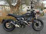 Ducati Scrambler 800 Icon Dark 2025 Versand - MOTORRAD VERSAND