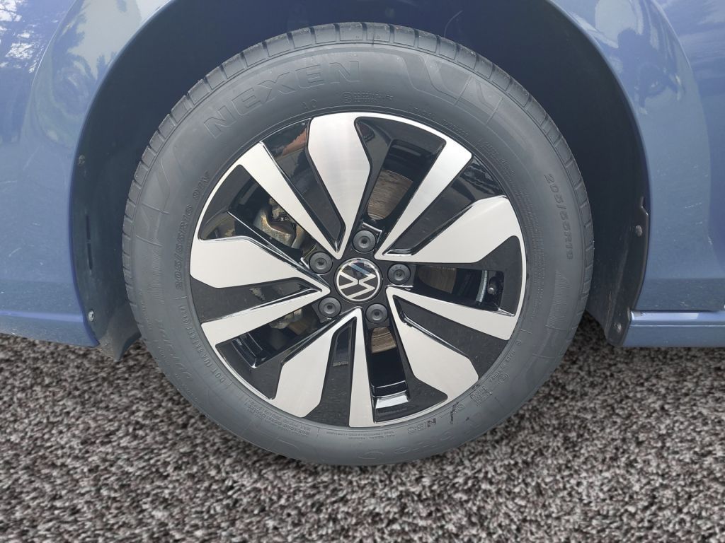 Fahrzeugabbildung Volkswagen Golf 1.5 TSI OPF Goal