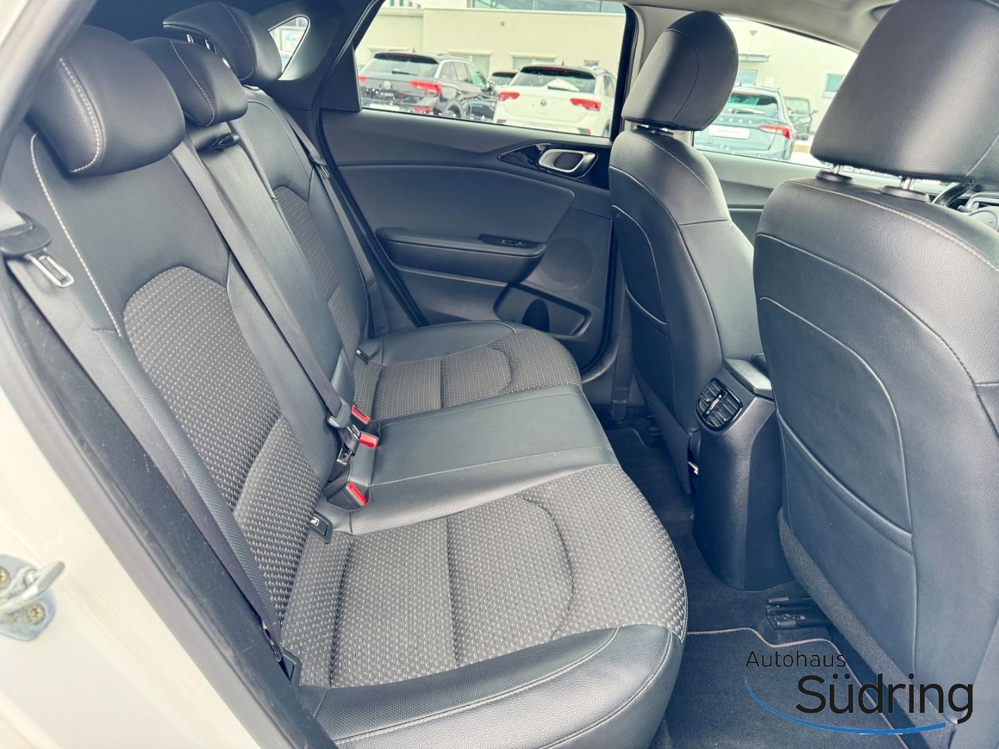 Ceed 1.4 TGDI Spirit Automatik Navi JBL CarPlay