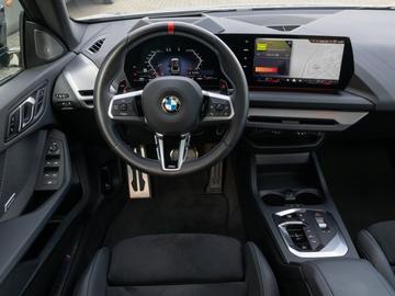 صورة 8 لـ 2025 BMW M235