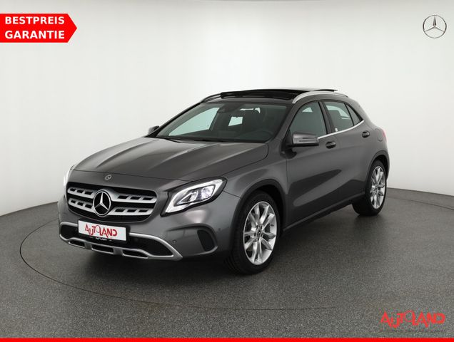 Mercedes-Benz GLA 250 Urban LED Navi Panorama Kamera Teilleder